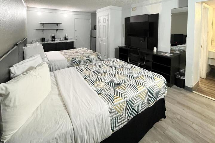 Photo 10