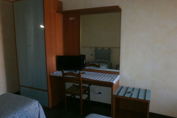 Room 46 of 60
