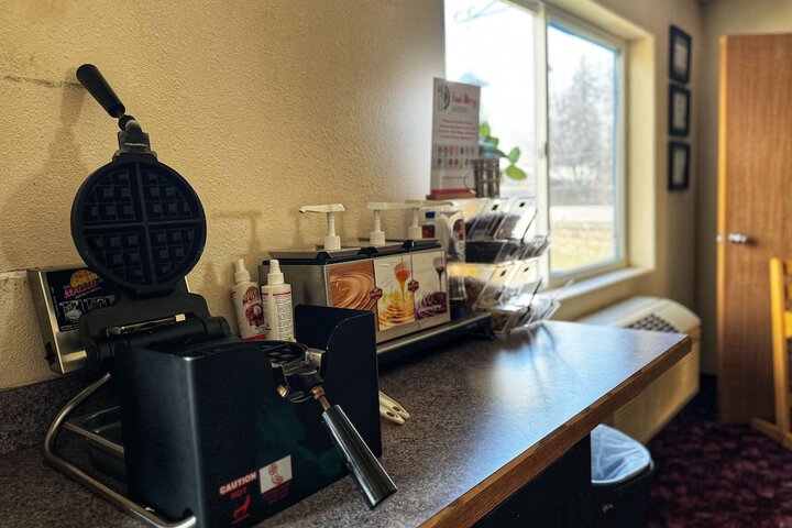 Breakfast/Coffee Service 50 of 68
