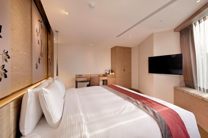 Room 58 of 105