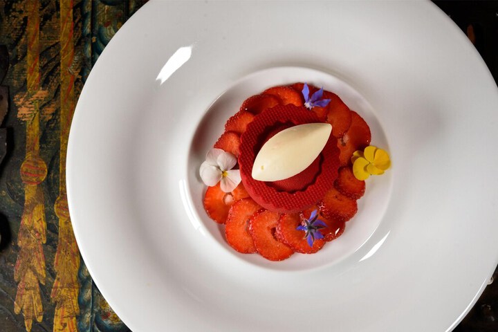 Dining 169 of 227