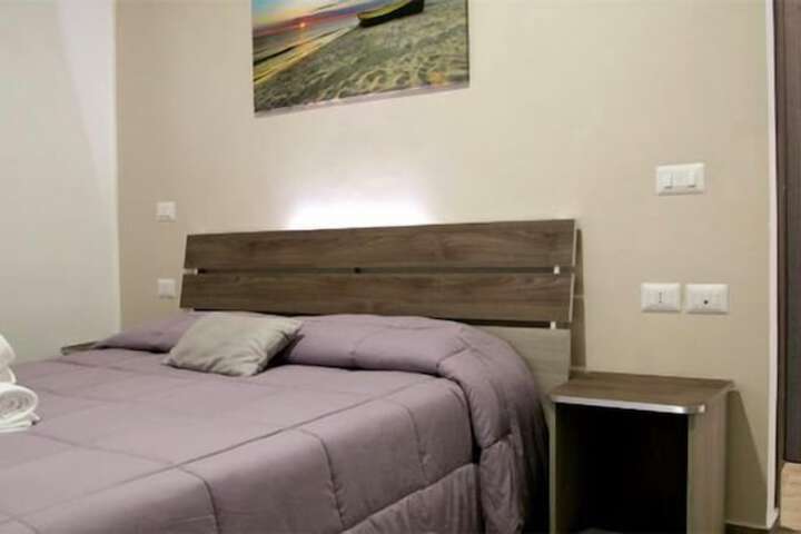 Room 9 of 51
