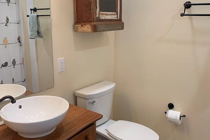 Room 15 of 33