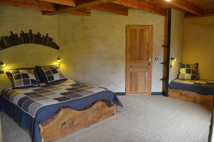 Room 11 of 26