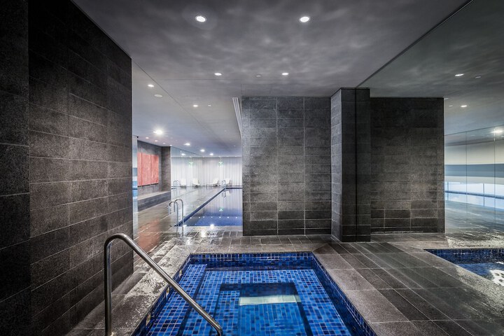 Pool 44 of 66