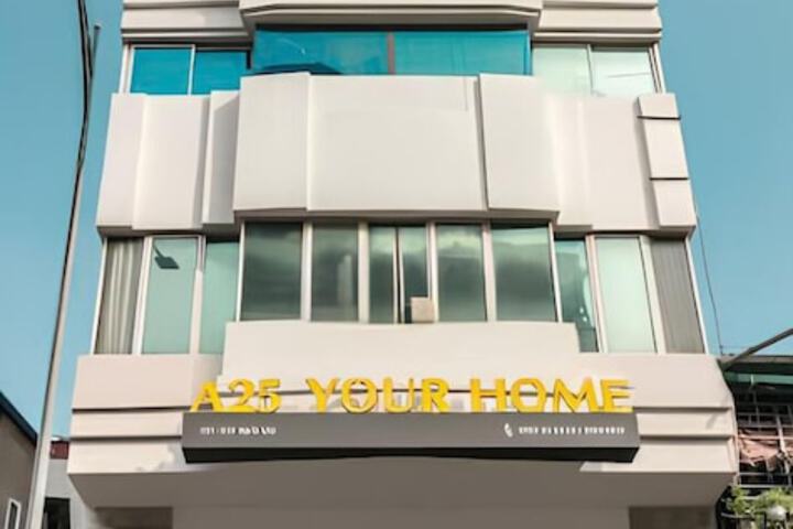 A25 Hotel - 221 Bach Mai in Hanoi