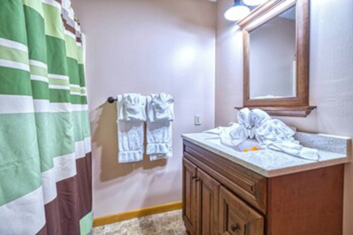 Room 7 of 42