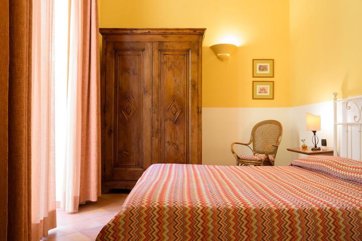 Room 22 of 52