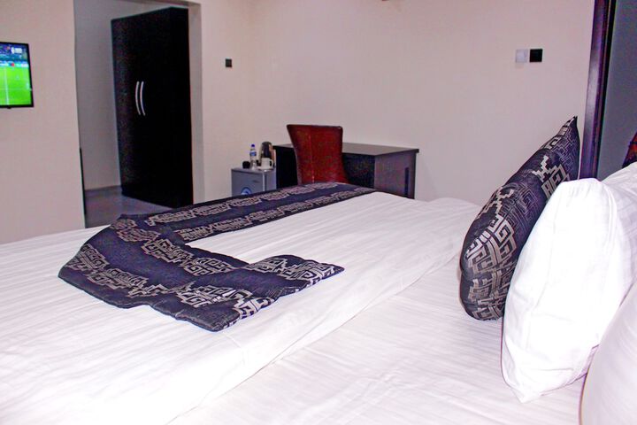 Room 41 of 93