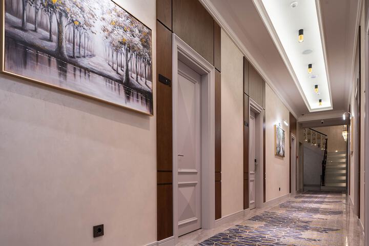 Ballroom/Hall 93 of 114