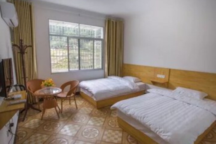 Room 11 of 21