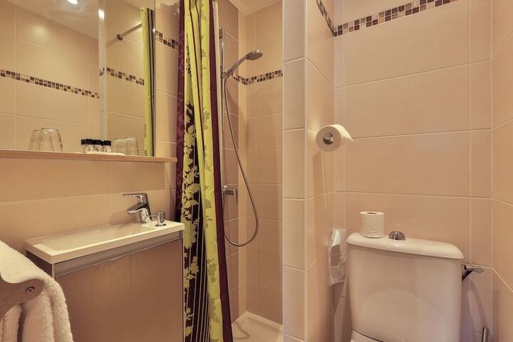 Bathroom Interior Photo