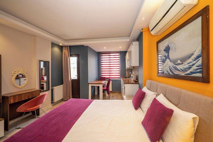 Room 60 of 158