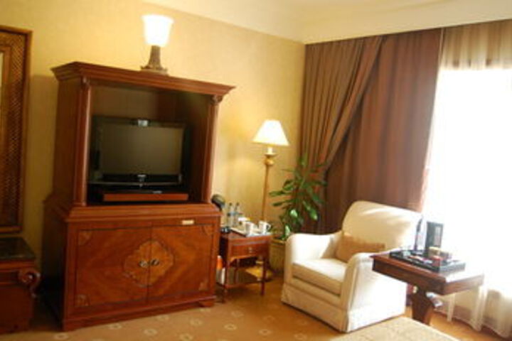 Room 15 of 55