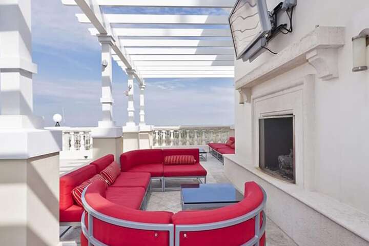 Terrace/Patio 5 of 6