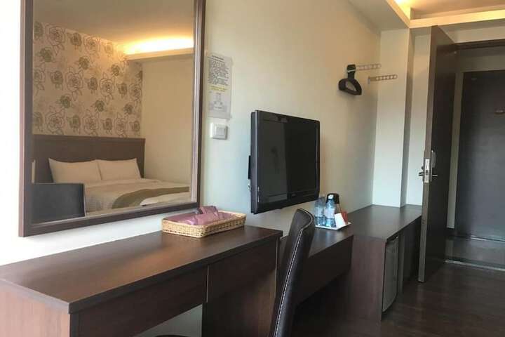 Room 30 of 74