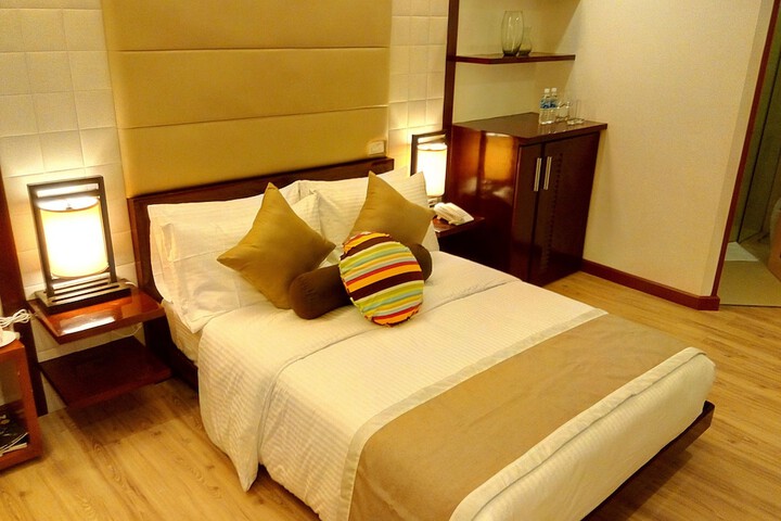Room 13 of 41