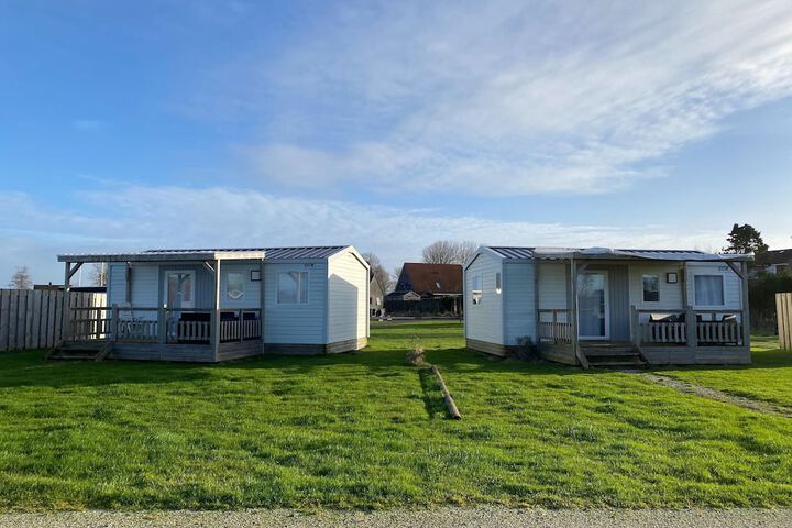Chalet in Friesland Near Alde Feanen Park in De Veenhoop