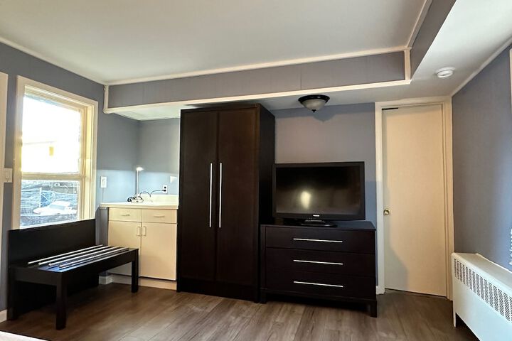 Room 16 of 22