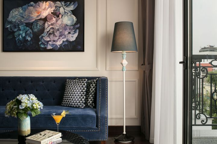 Room 51 of 144