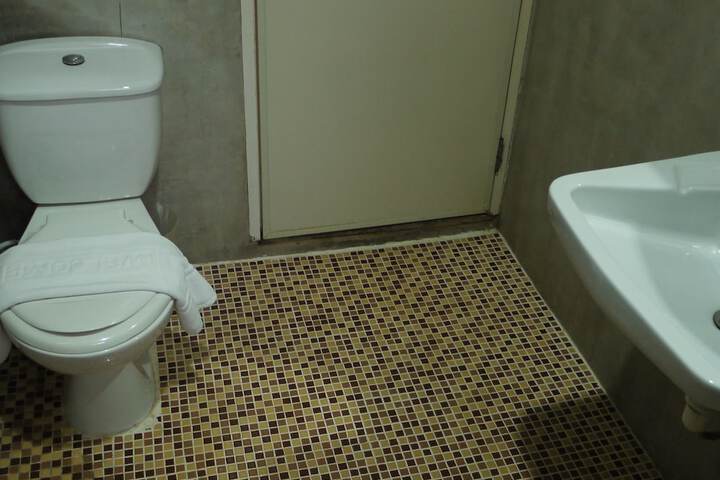 Room 13 of 41