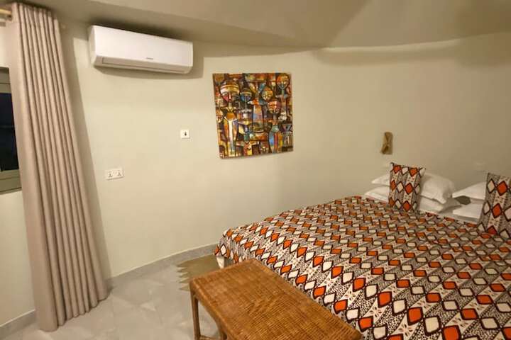 Room 17 of 151