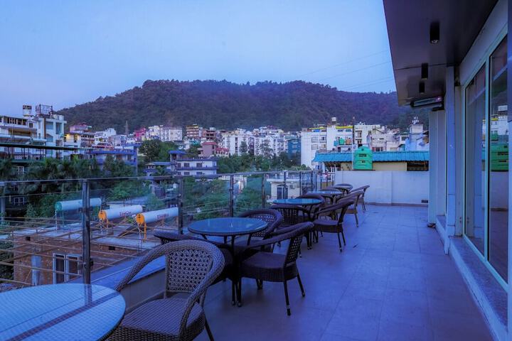 Hotel 43 of 44