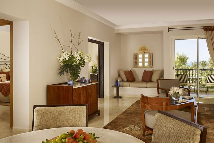 Room 10 of 63
