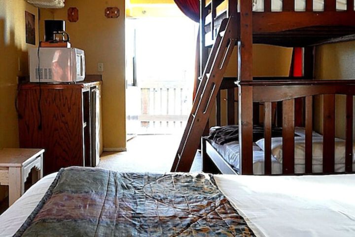 Room 10 of 69