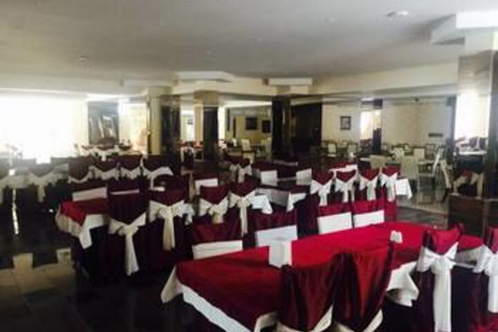 Ballroom/Hall 2 of 23