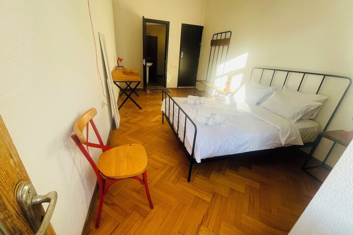 Room 40 of 120
