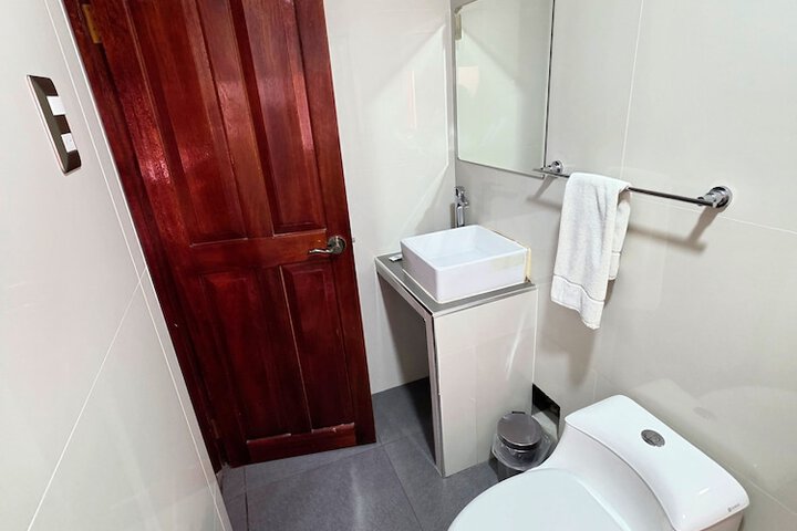 Room 15 of 17