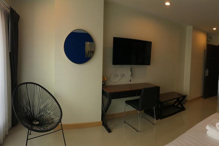 Room 34 of 51