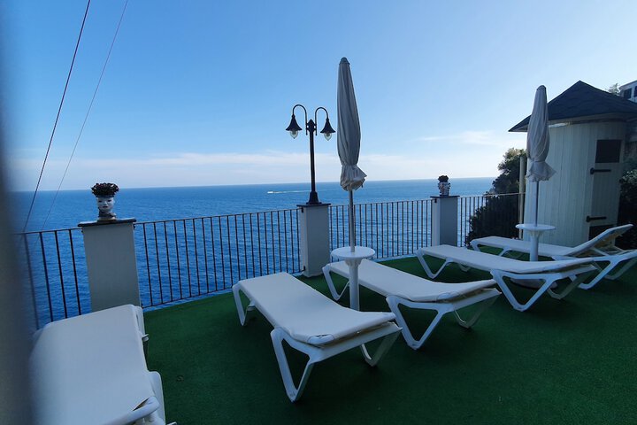 Sundeck 114 of 158