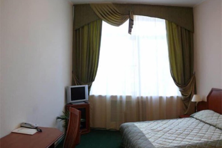 Room 18 of 62