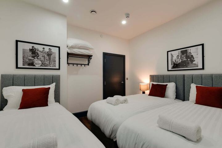Room 31 of 81