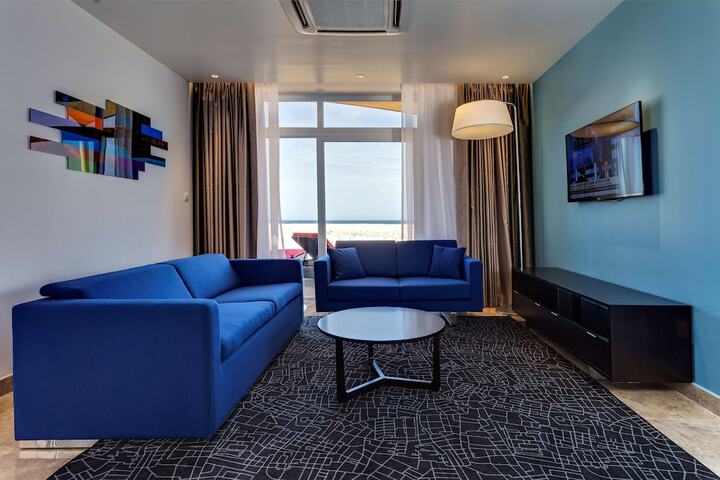 Room 20 of 128