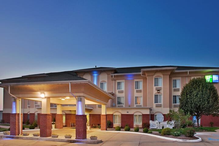 Hotel 40 of 56