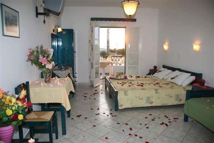 Room 6 of 37