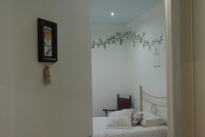 Room 3 of 34