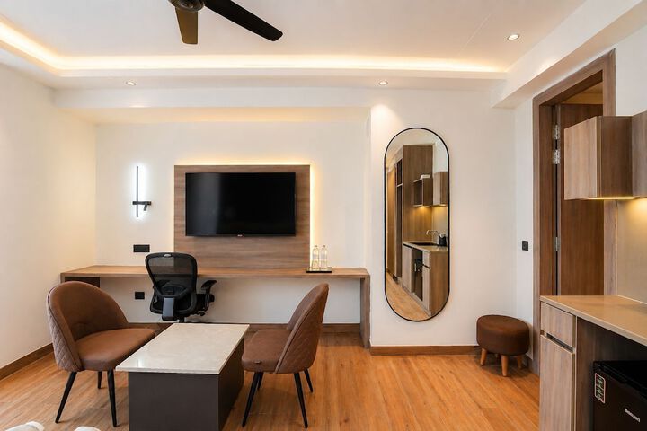 Room 5 of 29