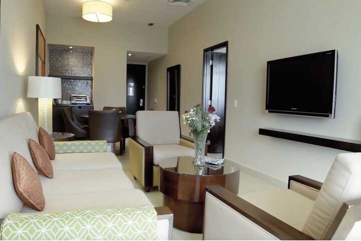 Room 34 of 230