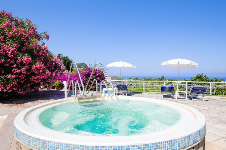 Pool 24 of 63
