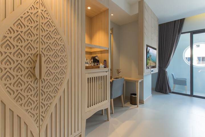 Room 42 of 91