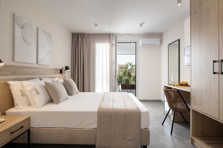 Room 3 of 69
