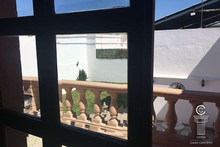Room 21 of 35