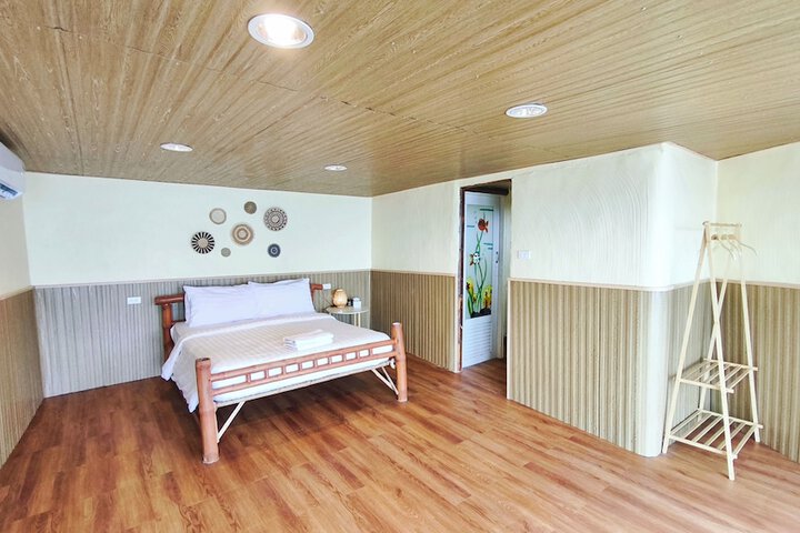 Room 20 of 65