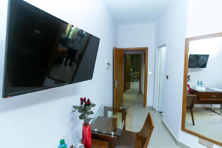 Wakola Hotel Cheikh Anta DIOP