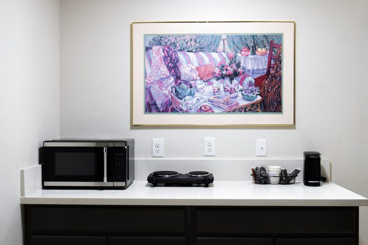 Room 8 of 38
