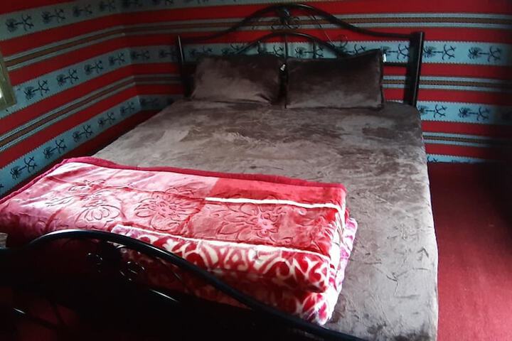 Room 8 of 88